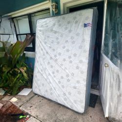 NEW QUEEN MATTRESS AND BOX SPRING -- Also Available In All Sizes.