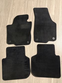 Volkswagen Passat Floor Mats