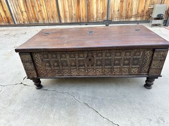 Indian Or European Trunk/coffee Table
