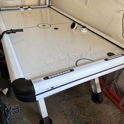 Air Hockey Table