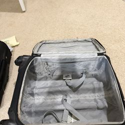 Luggage bags with wheels 
