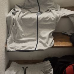 Nike Tech Fit 100 For Both