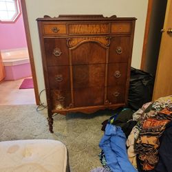 Free Dresser