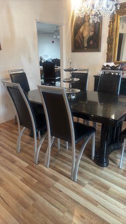 Dinning table