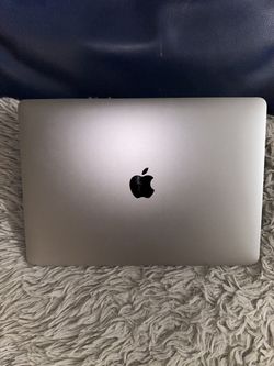 MacBook Air 13-Inch , 2020 Space Gray