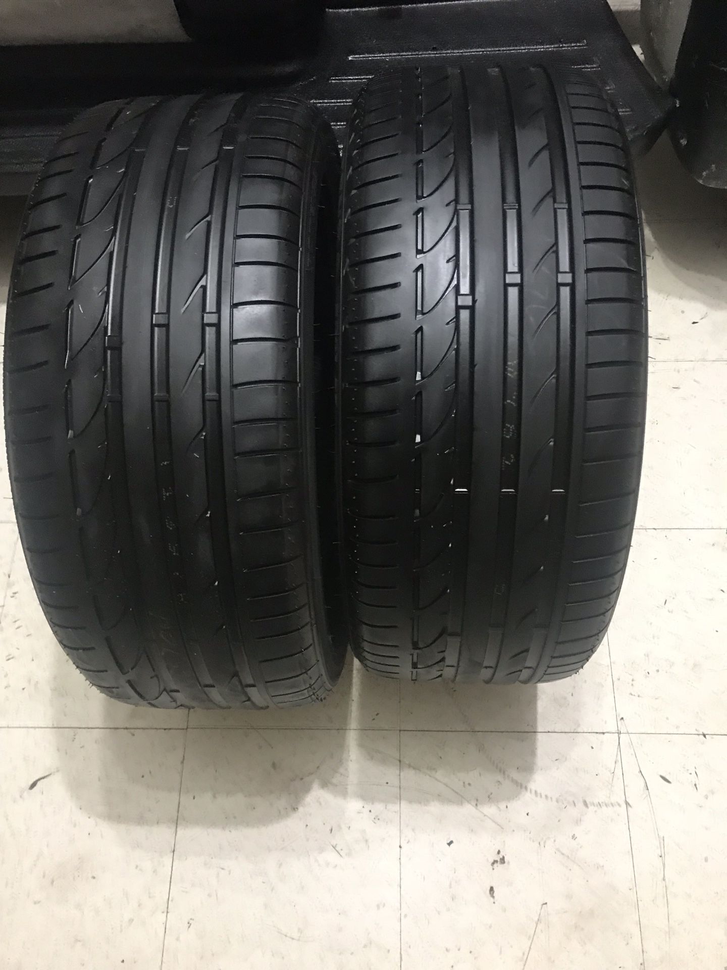 2 Bridgestone Potenza tires 245/40/20