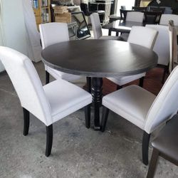 Table With 4 Chairs