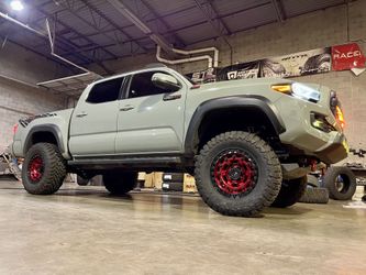Toyota Tacoma Wheels Tires Leveling & Lift Kits Accessories intakes Side Stows Bed Covers Air-bag Kits Installations. (WE Finance