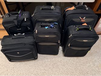 Pending - Free suitcase set