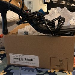 Women shoes 8.5 used few times ,lake new except heels are 9.0 new never used