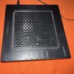 CABLE MODEM BY MOTOROLA
