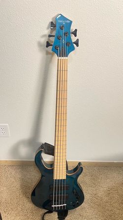 Bass-guitar Marcus Miller M2