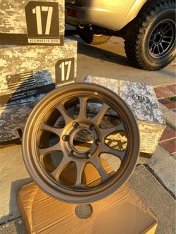 VTX Rouge Off-Road Wheels 17x8.5 (Toyota Tacoma)