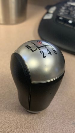 2011 Mustang OEM 6 speed shift knob