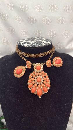 Vintage necklace with earrings