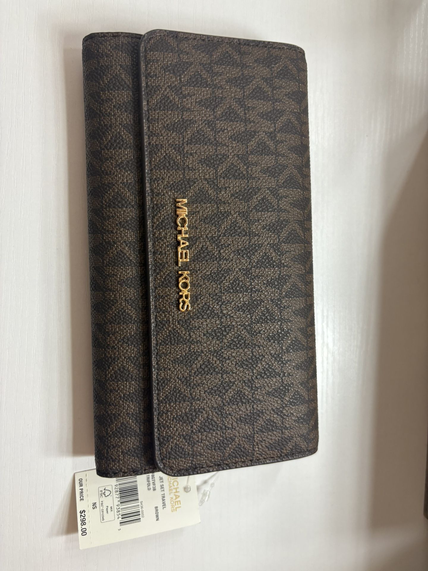 New Michael Kors Wallet