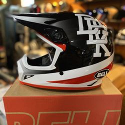 Bell Off Road Dirt Bike Helmet With MIPS New $170