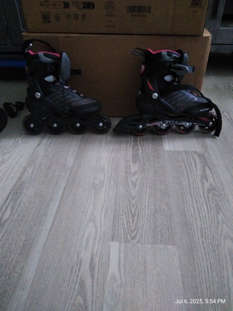 Woman's Rollerblades, Zetrablade Size 8-8.5