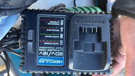 Hercules 20V/12V Lithium-Ion Fast Charger