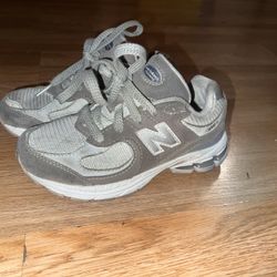 New Balance 2002r Kids 
