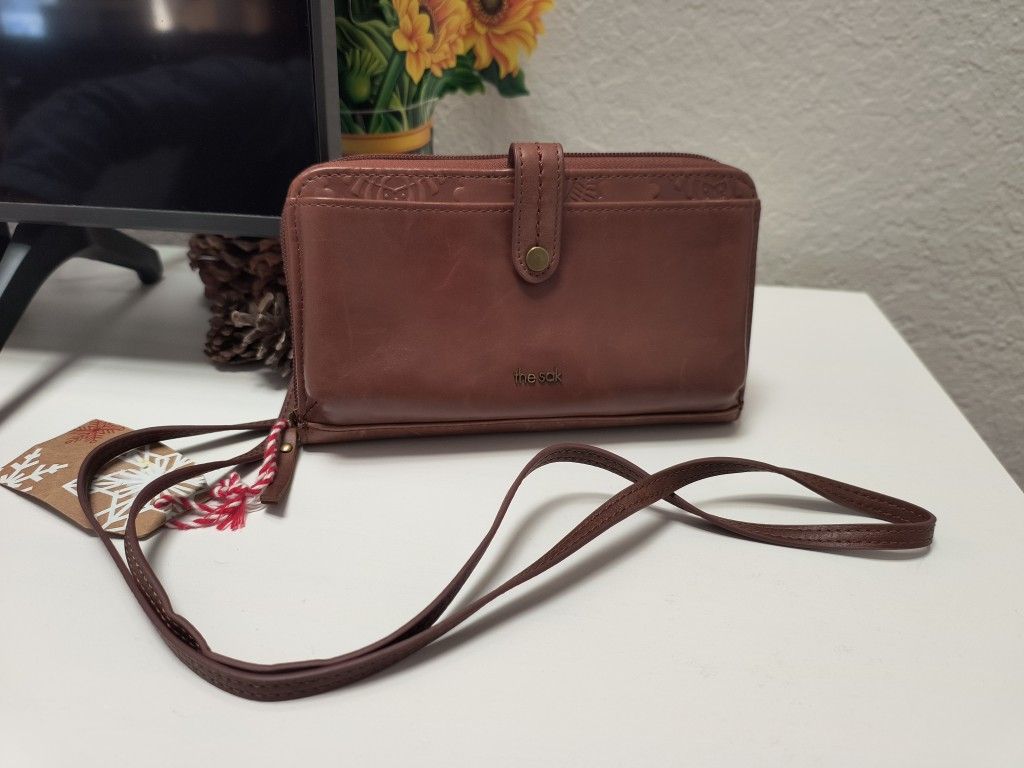 The Sak Crossbody Wallet