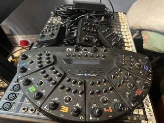 Jam Hub Headphone Monitor System