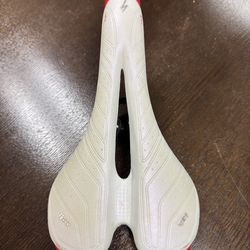 Specialized Toupe Gel Saddle  Seat In 143