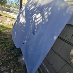 97 To 2003 F150 /expedition  HOOD