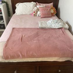 Beautiful wooden queen Bed Frame 