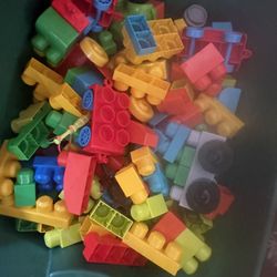 Lego A lot Of Pices All 20$