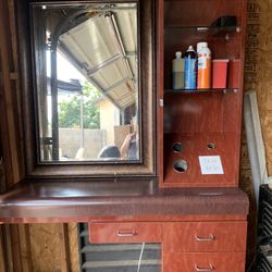 Estación Para Cosmetologa O Barbero