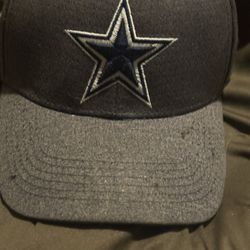 Dallas Cowboys New Era S/M Sized Hat