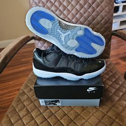 Nike Air Jordan 11 Retro Low