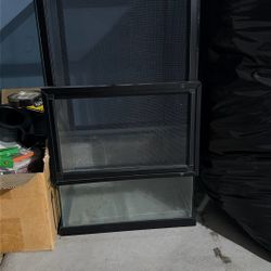 Approximately 40 Gallon Mesh/glass Tank 