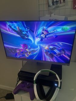 Xbox One For Sell 85 . 3 Games