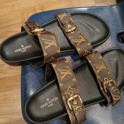 NICE SANDAL....(LOUIS VUITTON)