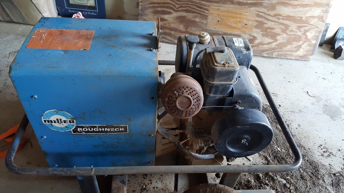 Miller Roughneck 2e welder generator with Tecumse engine