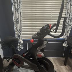 Peloton Bike 