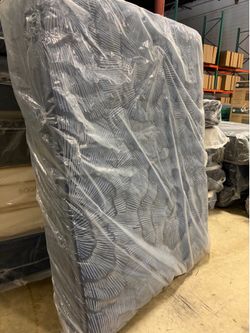 QUEEN MÁTTRESS SERTA PILLOWTOP FIRM