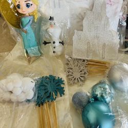 Baby Shower/Birthday Frozen Cake Toppers 