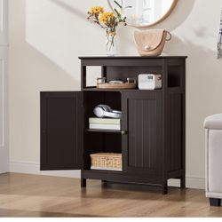 Cabinet/ Organizer/ Estante