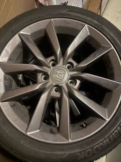 2020 Honda Civic Rims/ tires