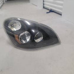 Freightliner Headlights 