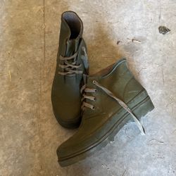 Men’s Eddie Bauer Rain Boots Size 9