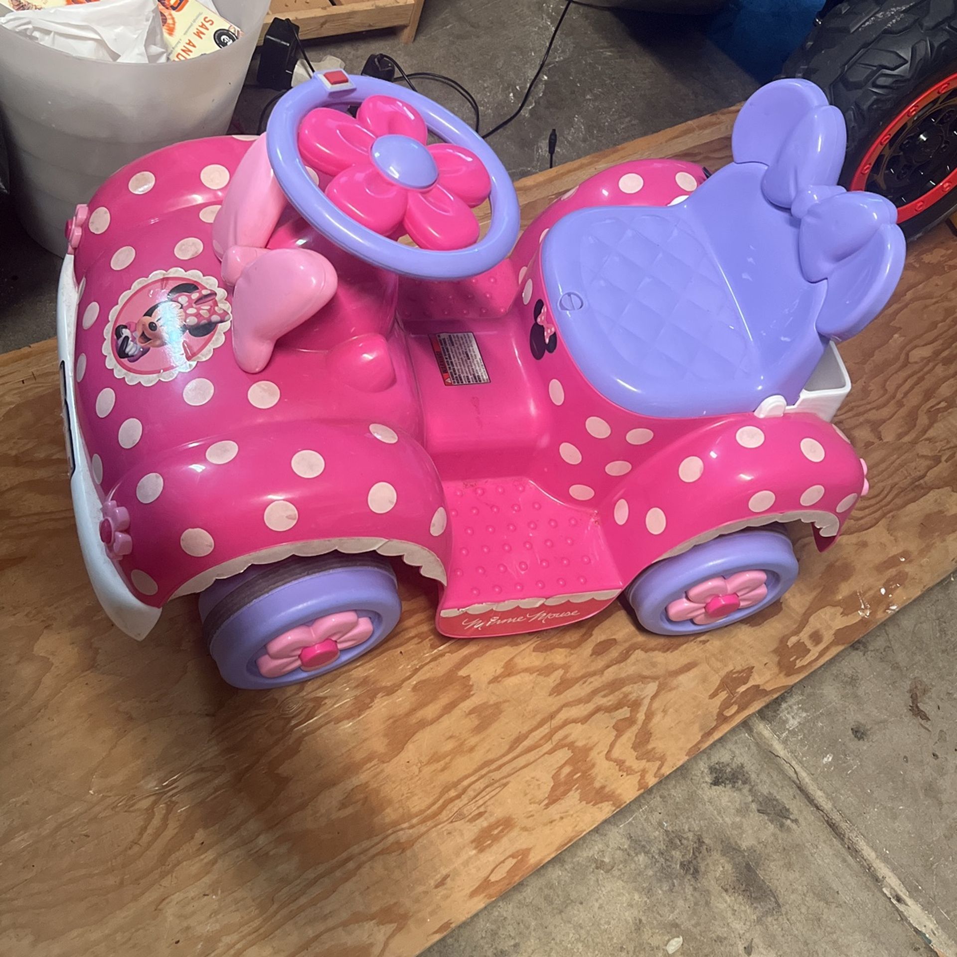 Minnie Mouse Electric Car