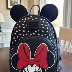 Minnie Mouse loungefly Backpack 