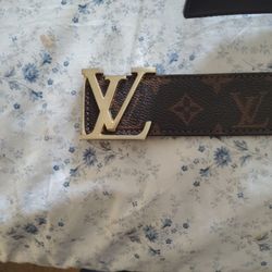 Louis Vuitton Men's Belt