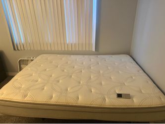 Sleep Number Adjustable Queen Bed – Remote Included – Excellent Condition