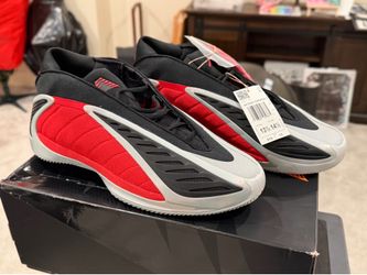 ADIDAS AE2 Georgia Bulldogs - Size 13.5 Men’s