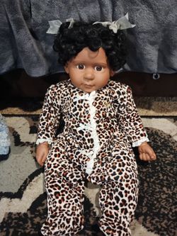 Selling Baby Doll Nice 20.00